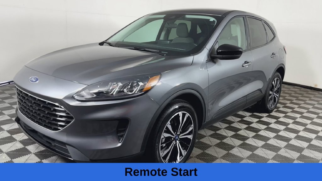 Used 2021 Ford Escape SE w/ SE Sport Appearance Package AWD/4WD image 6