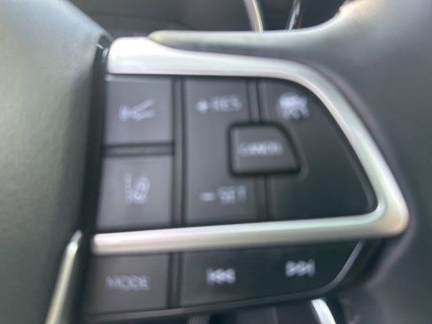 Used 2022 Toyota Highlander XLE image 17