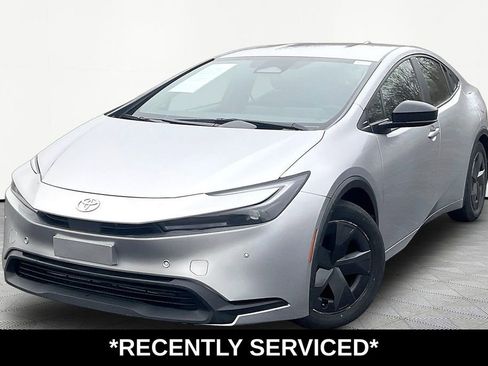 Used 2023 Toyota Prius LE FWD image 1