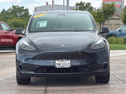 Used 2024 Tesla Model Y Long Range AWD/4WD image 10