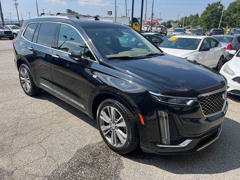 Used 2020 Cadillac XT6 Premium Luxury w/ Platinum Package image 4