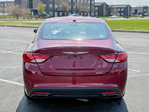 Used 2016 Chrysler 200 S FWD image 11