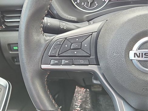 Used 2021 Nissan Sentra SR w/ Lighting Package image 19