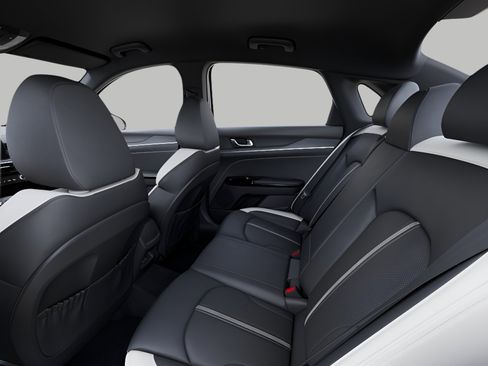 New 2026 Kia K5 GT-Line image 18
