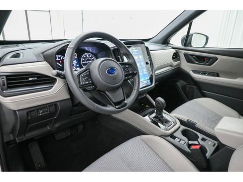 Used 2025 Subaru Forester Premium image 16