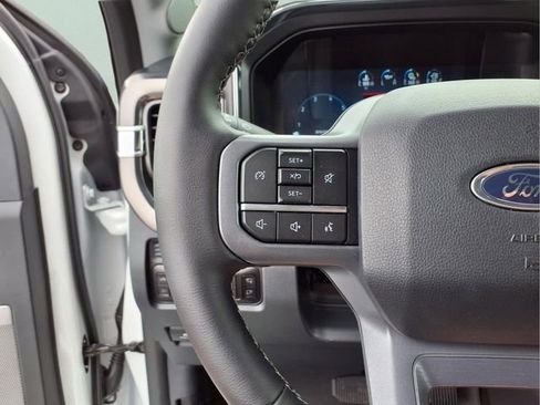Used 2025 Ford F250 Lariat w/ Chrome Package AWD/4WD image 20
