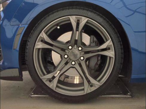 Used 2020 Chevrolet Camaro SS image 15