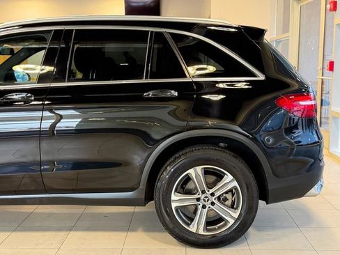 Used 2017 Mercedes-Benz GLC 300 4MATIC image 9