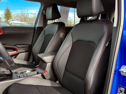 Certified 2024 Kia Soul GT-Line w/ GT-Line Technology Package image 11