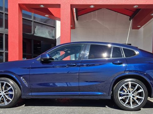 Used 2022 BMW X4 xDrive30i w/ Premium Package Essential image 5