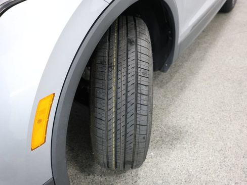 Certified 2023 Volkswagen Tiguan S AWD/4WD image 4