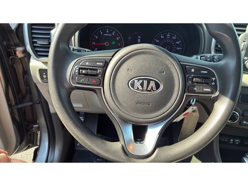 Used 2018 Kia Sportage LX FWD image 23