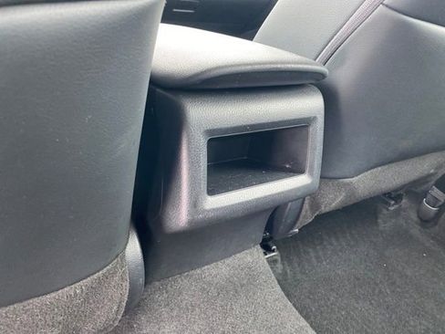 Used 2023 Toyota Camry SE image 17