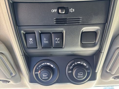 Used 2019 Toyota 4Runner TRD Off-Road Premium image 19