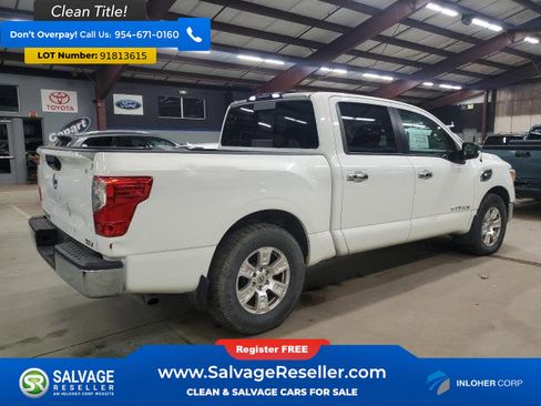 Used 2017 Nissan Titan SV RWD image 4