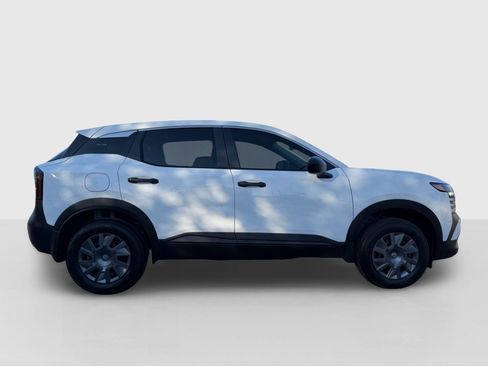 New 2026 Nissan Kicks S FWD image 8