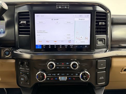 Used 2025 Ford F350 Lariat w/ Chrome Package image 32