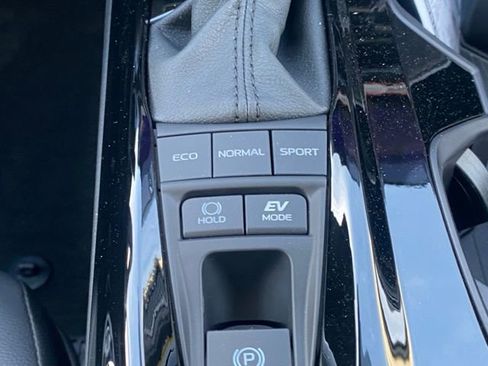 New 2026 Toyota Camry XLE FWD image 17