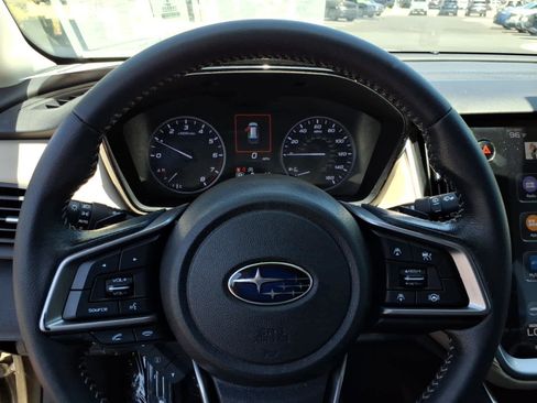Used 2021 Subaru Outback Premium AWD/4WD image 32