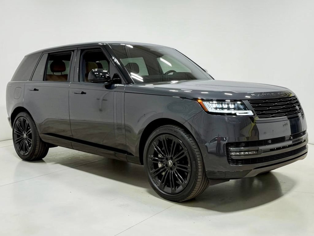 Used 2025 Land Rover Range Rover Long Wheelbase SE AWD/4WD image 12