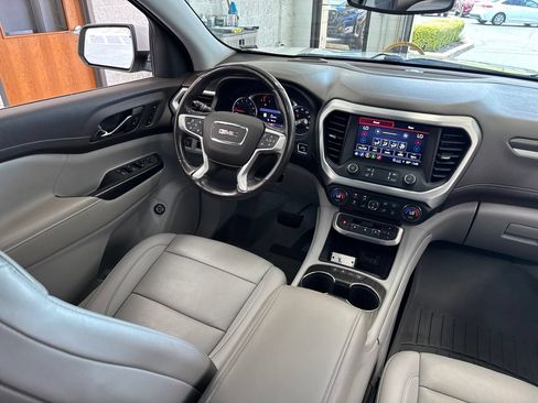 Used 2021 GMC Acadia SLT w/ Preferred Package FWD image 47