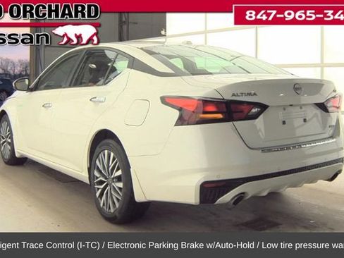 Used 2023 Nissan Altima 2.5 SV w/ SV Premium Package image 7