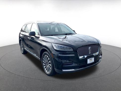 Used 2024 Lincoln Aviator Reserve image 1