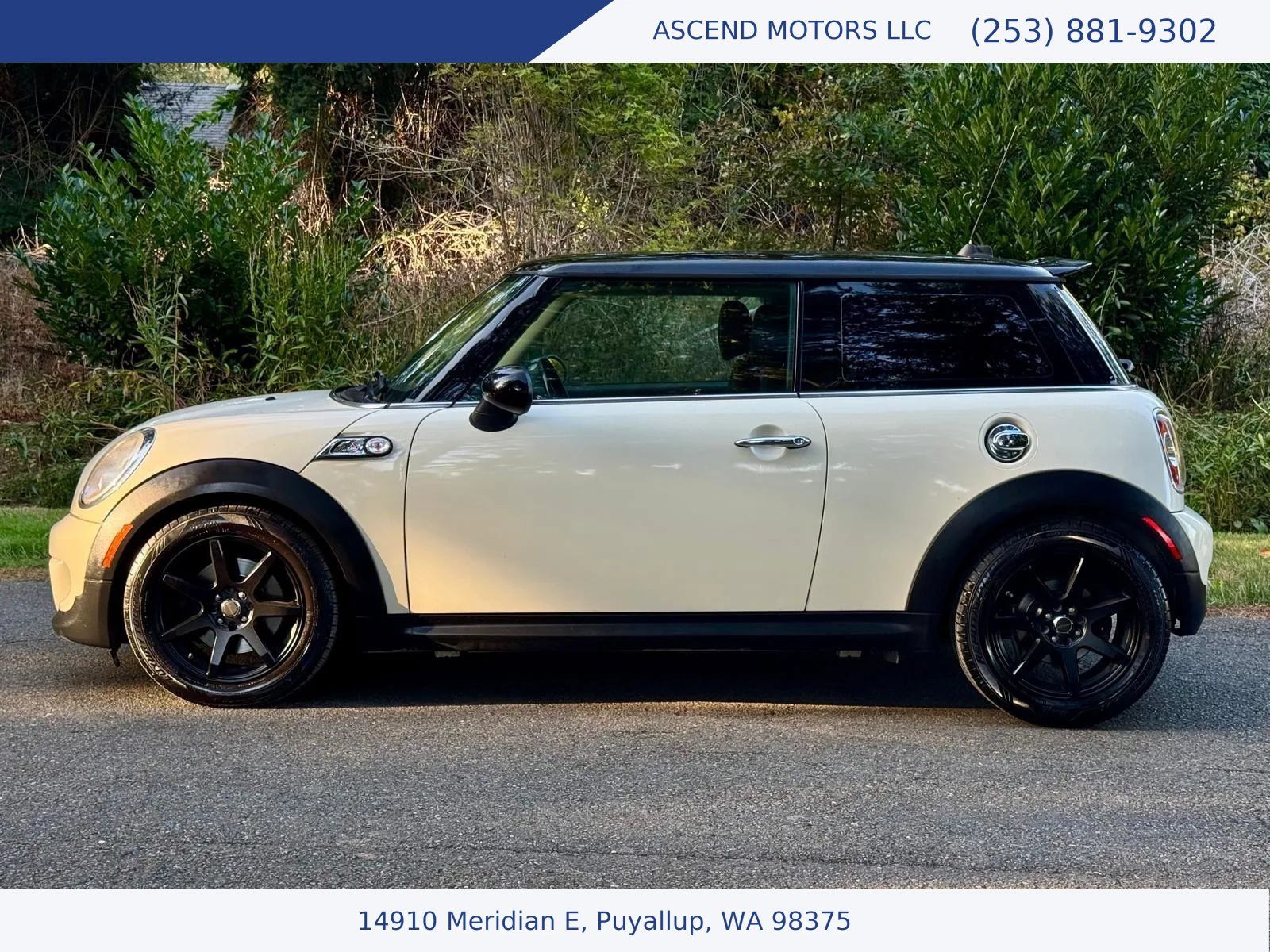 Used 2012 MINI Cooper S FWD image 2