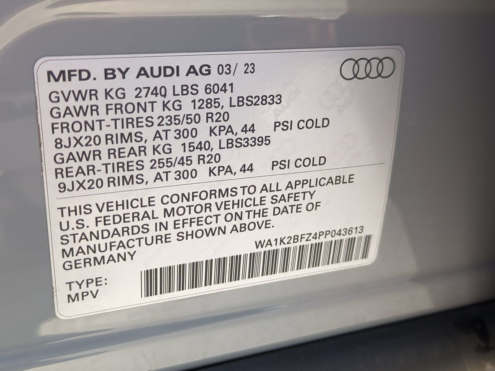 Used 2023 Audi Q4 e-tron Premium w/ Convenience Package AWD/4WD image 17