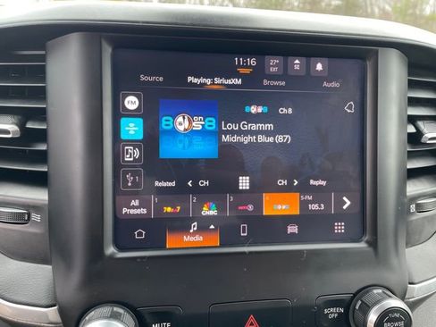 Used 2024 RAM 2500 Big Horn w/ Bed Utility Group image 32