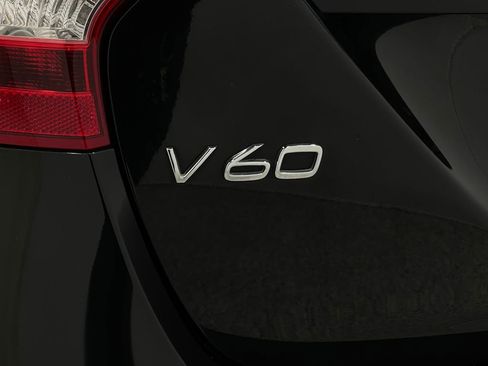 Used 2016 Volvo V60 T5 Premier image 37