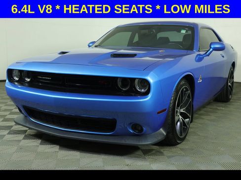 Used 2016 Dodge Challenger R/T Scat Pack w/ Leather Interior Group RWD image 1