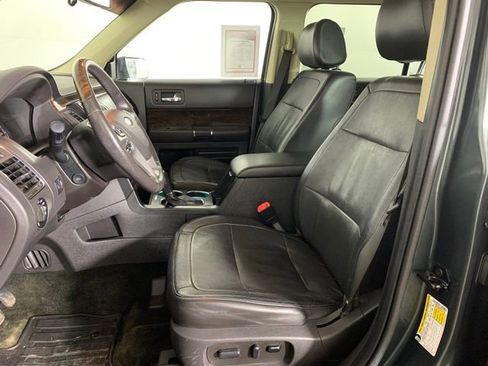 Used 2015 Ford Flex Limited w/ Class III Trailer Tow Package image 11