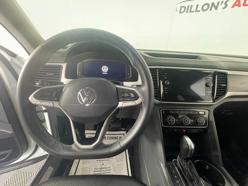 Used 2022 Volkswagen Atlas SE image 14
