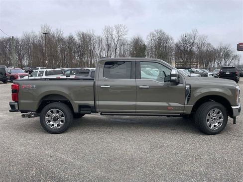 New 2026 Ford F250 Lariat w/ Lariat Ultimate Package image 2