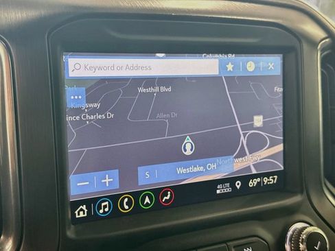 Used 2019 GMC Sierra 1500 AT4 w/ AT4 Preferred Package AWD/4WD image 14
