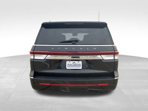 Used 2024 Lincoln Navigator Reserve image 5