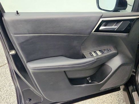 Used 2023 Mitsubishi Outlander SE image 10