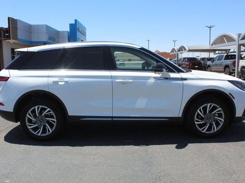 Used 2023 Lincoln Corsair FWD w/ Equipment Group 102A image 2