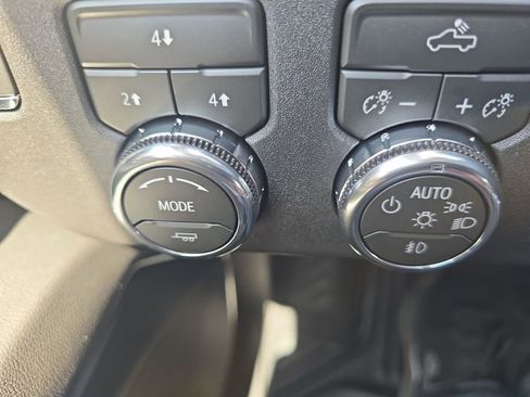 New 2026 GMC Sierra 3500 SLE AWD/4WD image 24