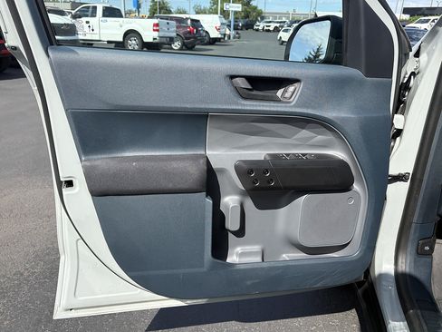 Certified 2022 Ford Maverick XL FWD image 14