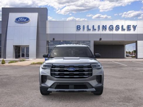 New 2026 Ford Explorer Active RWD image 6
