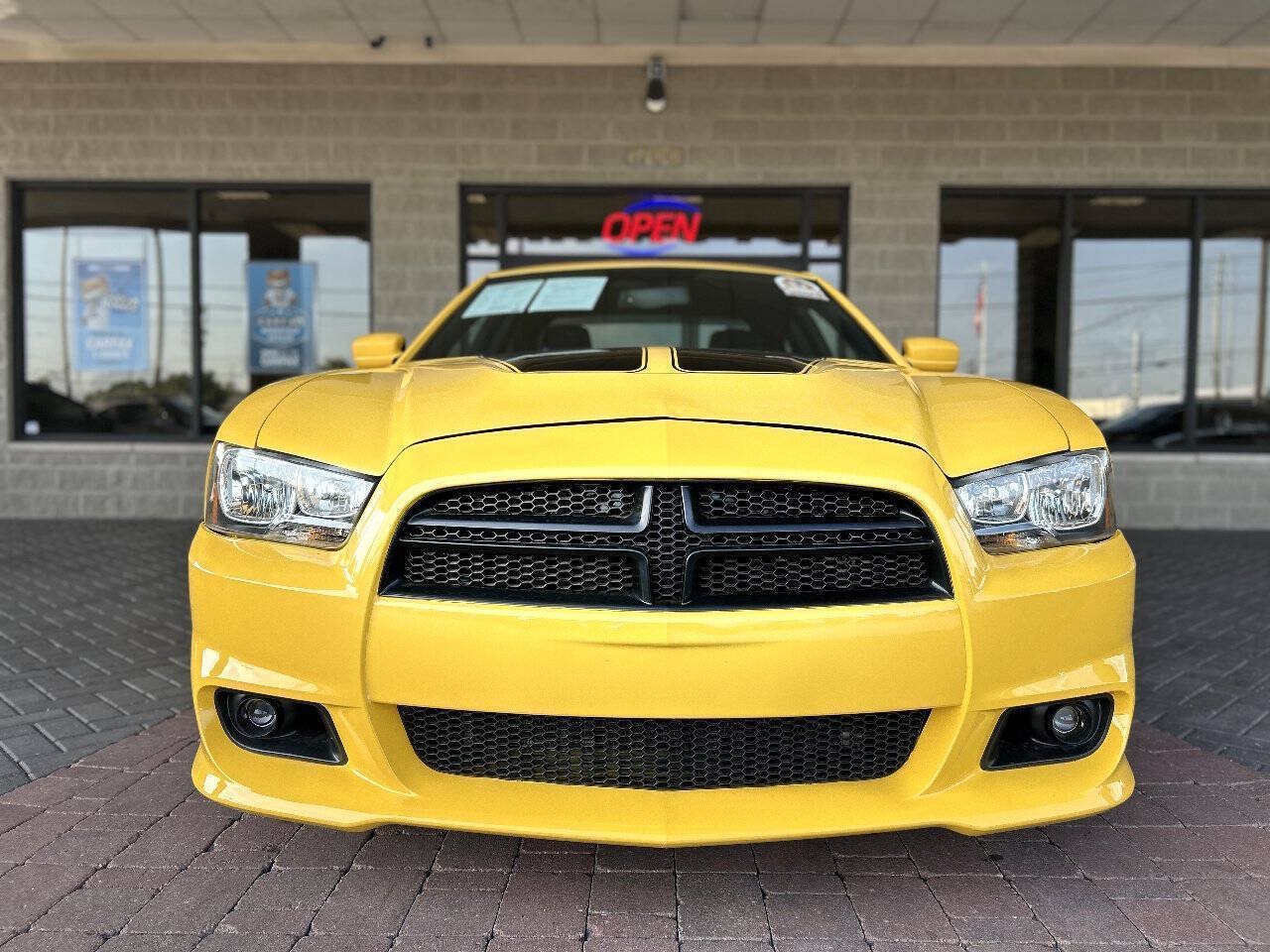 Used 2012 Dodge Charger SRT8 Super Bee w/ Premium Audio Group II RWD image 27