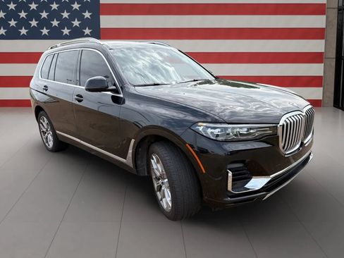 Used 2021 BMW X7 xDrive40i AWD/4WD image 3