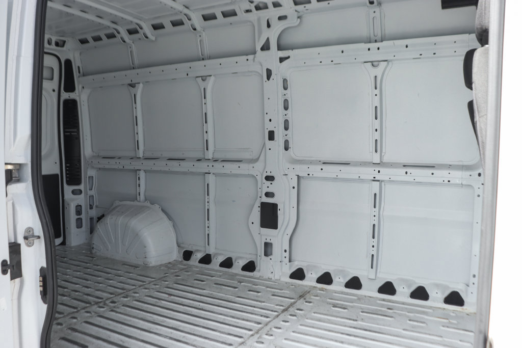 Used 2018 RAM ProMaster 2500 FWD image 14
