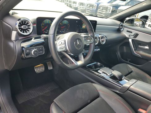 Used 2019 Mercedes-Benz A 220 image 9