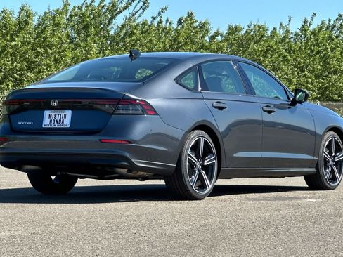 New 2026 Honda Accord SE image 3