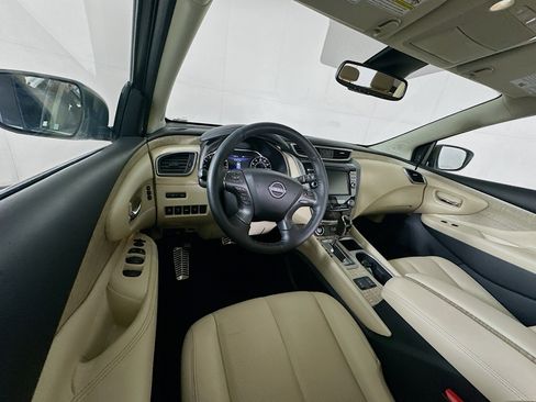 Used 2023 Nissan Murano SL w/ Cargo Package image 18