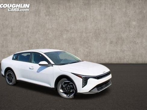 New 2025 Kia K4 EX image 6