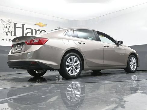Used 2025 Chevrolet Malibu LT FWD image 32